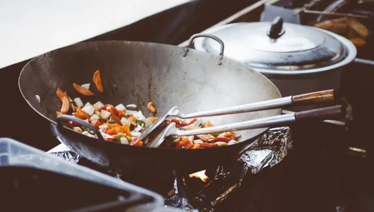 cooking, wok, chinese, asian, food, frying pan, meal, pan, vegetables, stir fry, frying, cook, cooking food, cooking vegetables, cooking, cooking, cooking, cooking, cooking, wok